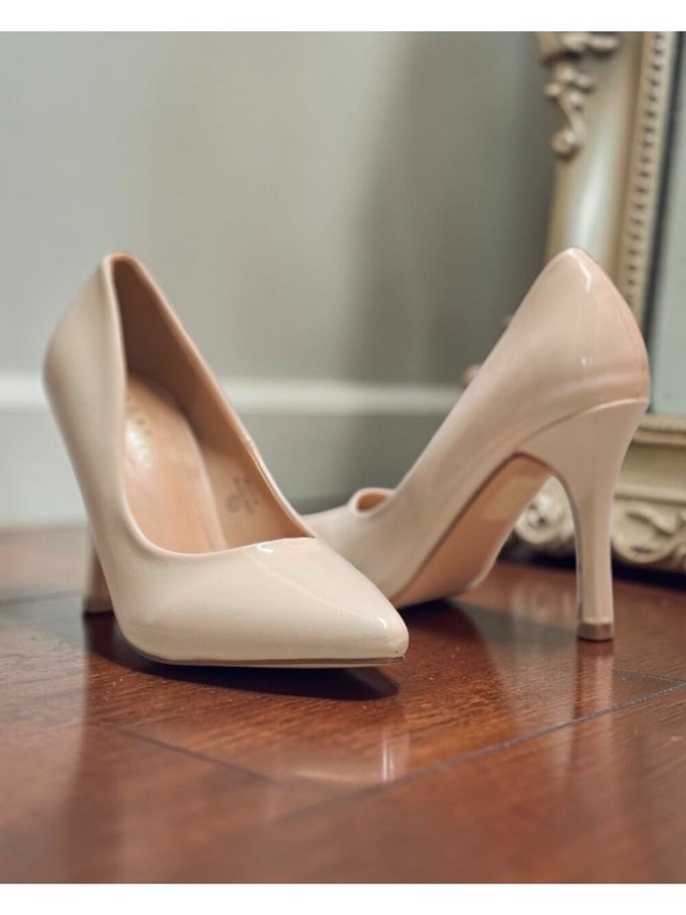 Nude Patent Faux Leather Pointed-Toe High Heels 4-Inch Stiletto - Picture 3 of 12